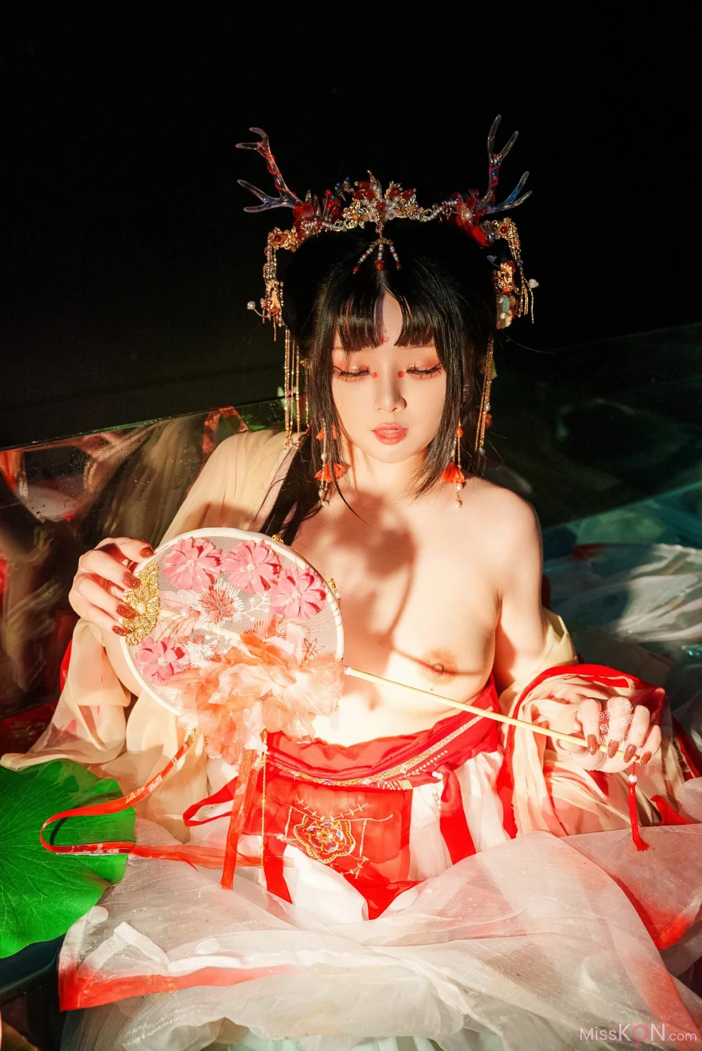 Coser@落落Raku: 赤龍姬 (59 photos + 1 video)