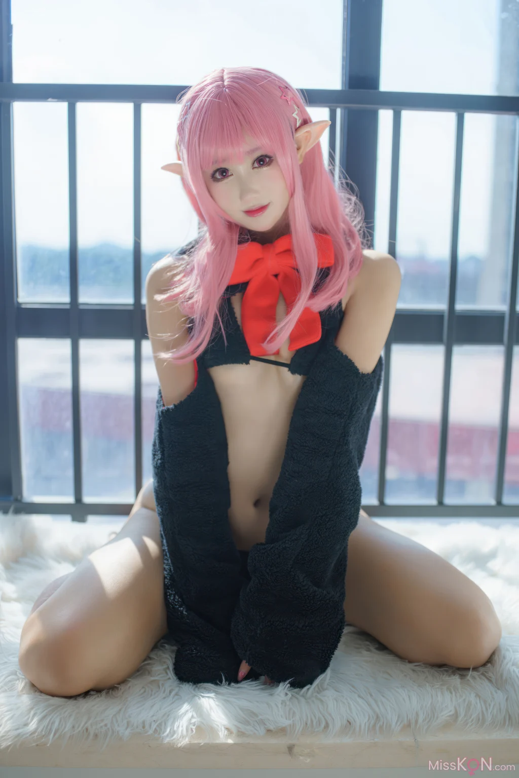 Coser@羽生三未: 礼物猫 (26 photos)