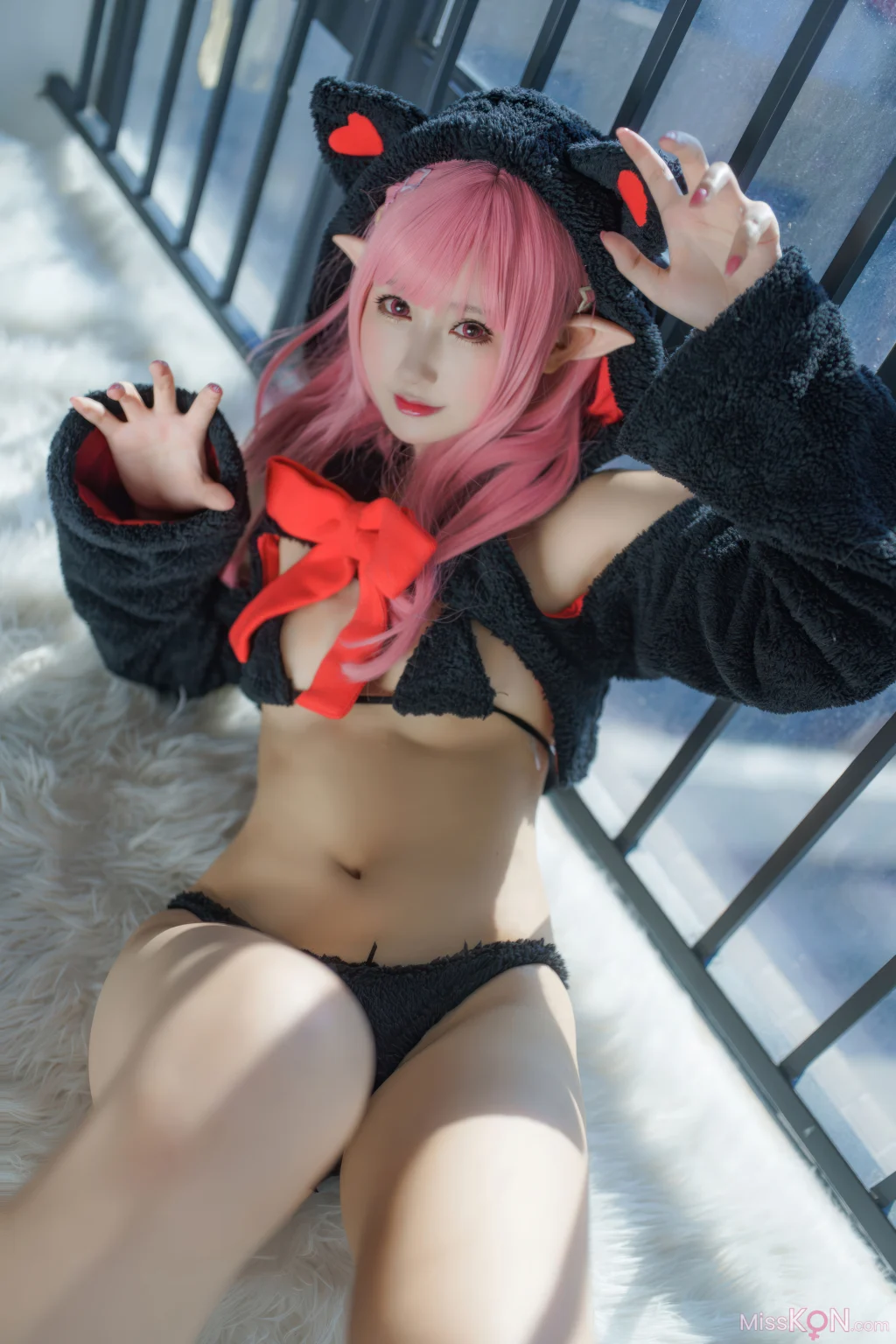 Coser@羽生三未: 礼物猫 (26 photos)