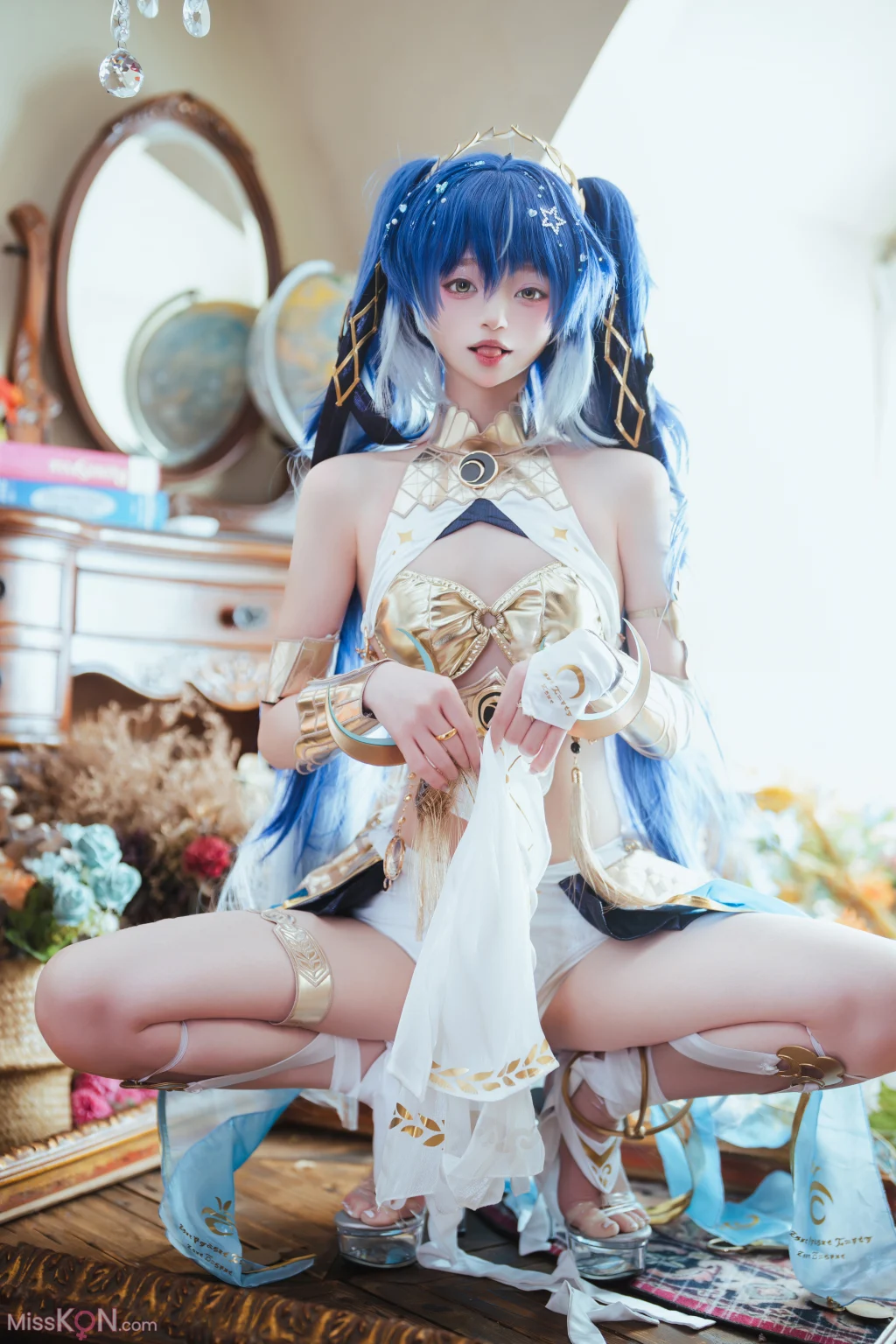 Coser@Irisuare(愛莉): 鸣潮 尤诺 (29 photos)