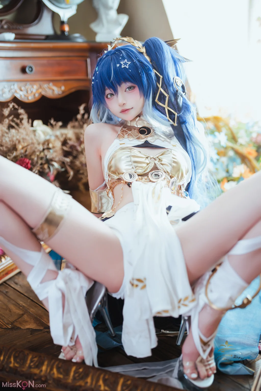 Coser@Irisuare(愛莉): 鸣潮 尤诺 (29 photos)