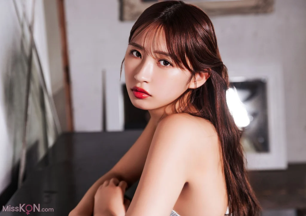 [JP] Hinata Matsumoto (松本日向): 【デジタル限定】写真集『LUMINOUS』 (92 photos)