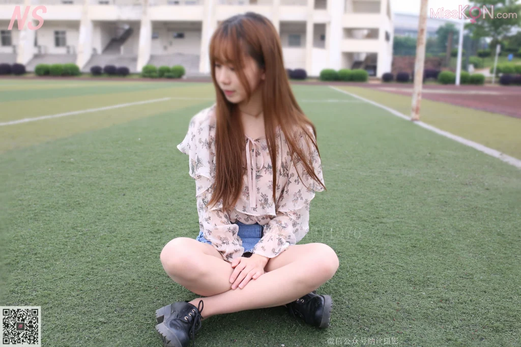 [NS纳丝摄影] No.063: 可可 牛仔短裙丝袜 (48 photos)