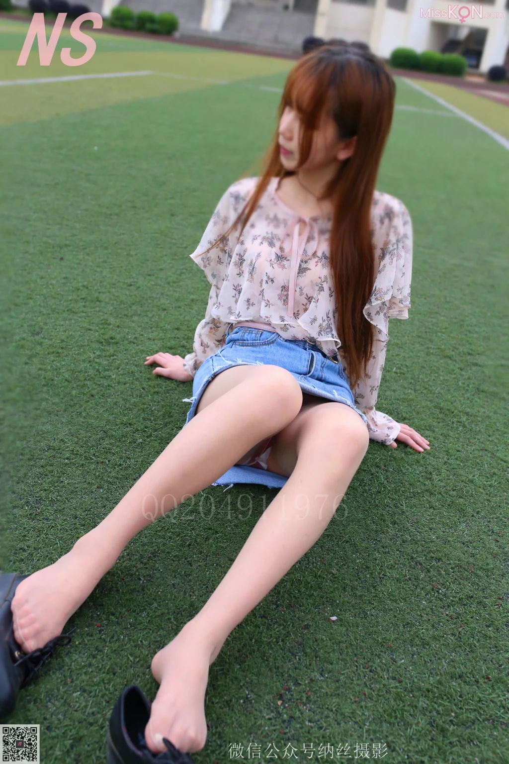 [NS纳丝摄影] No.063: 可可 牛仔短裙丝袜 (48 photos) – Page 2
