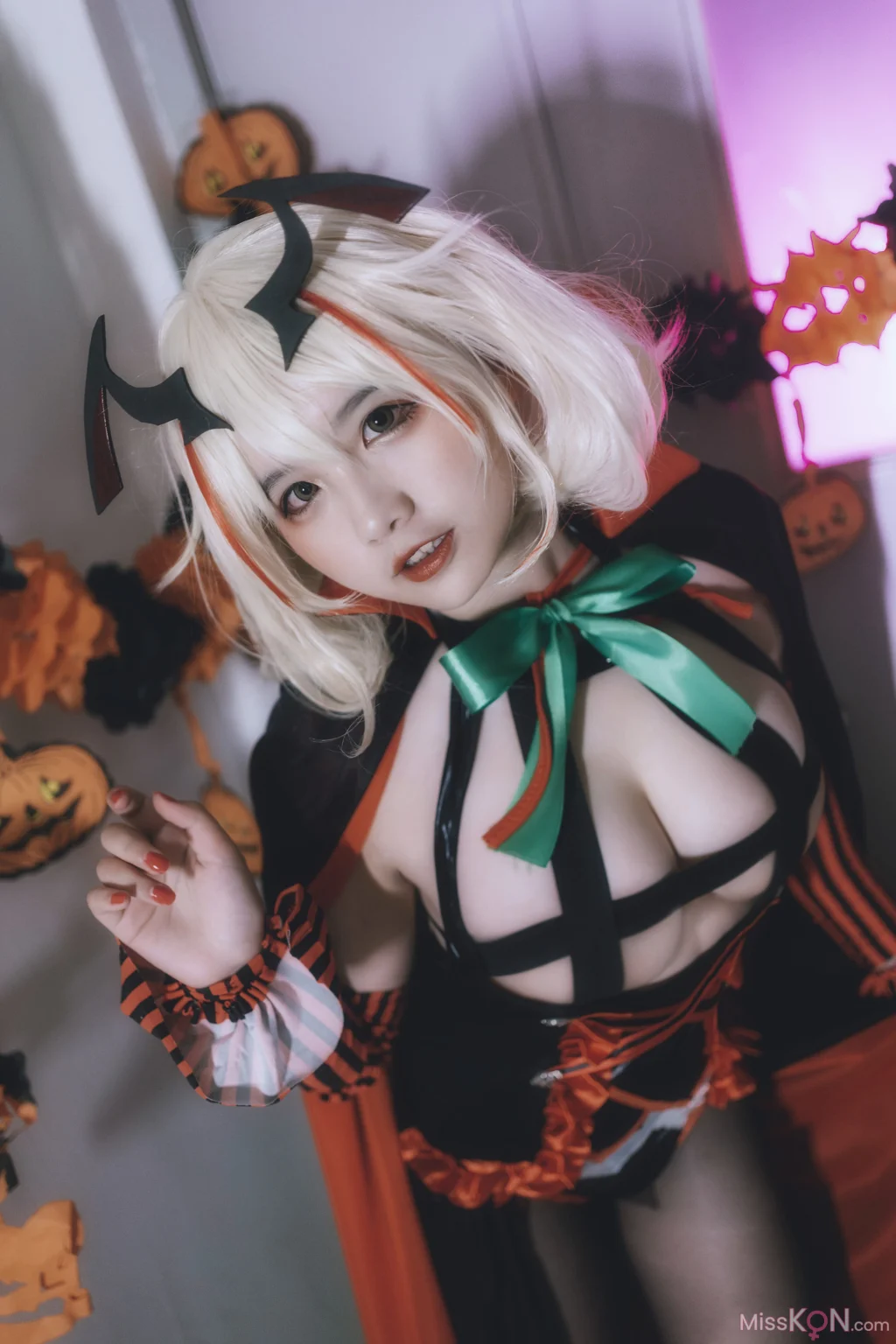 Coser@阿半今天很开心: 罗恩万圣节 (28 photos) – Page 2