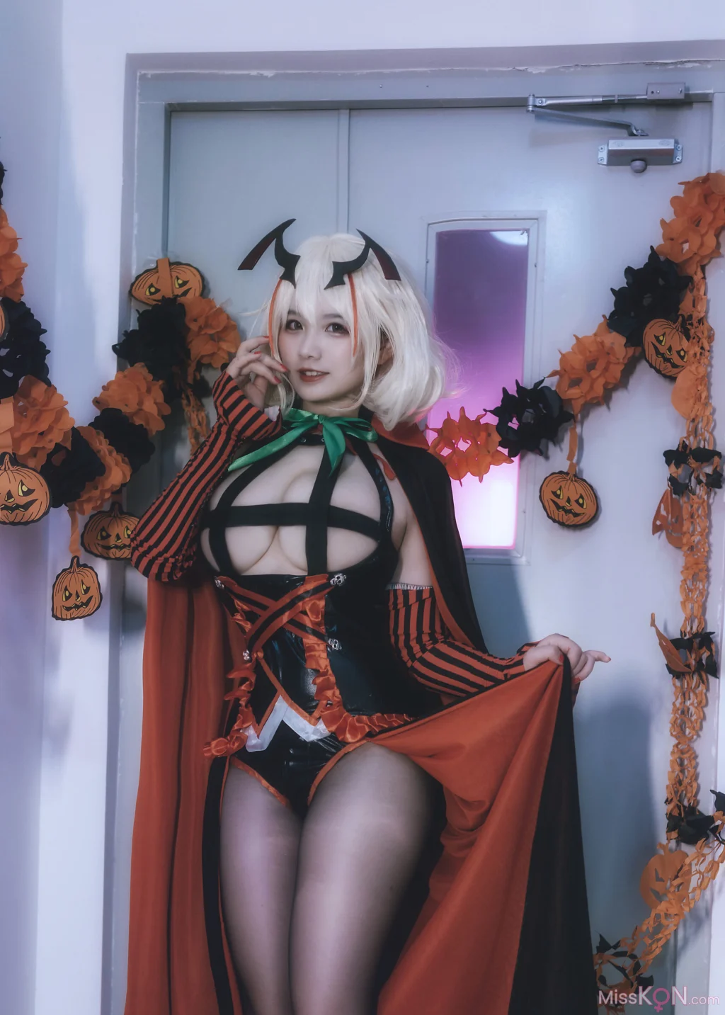 Coser@阿半今天很开心: 罗恩万圣节 (28 photos) – Page 2