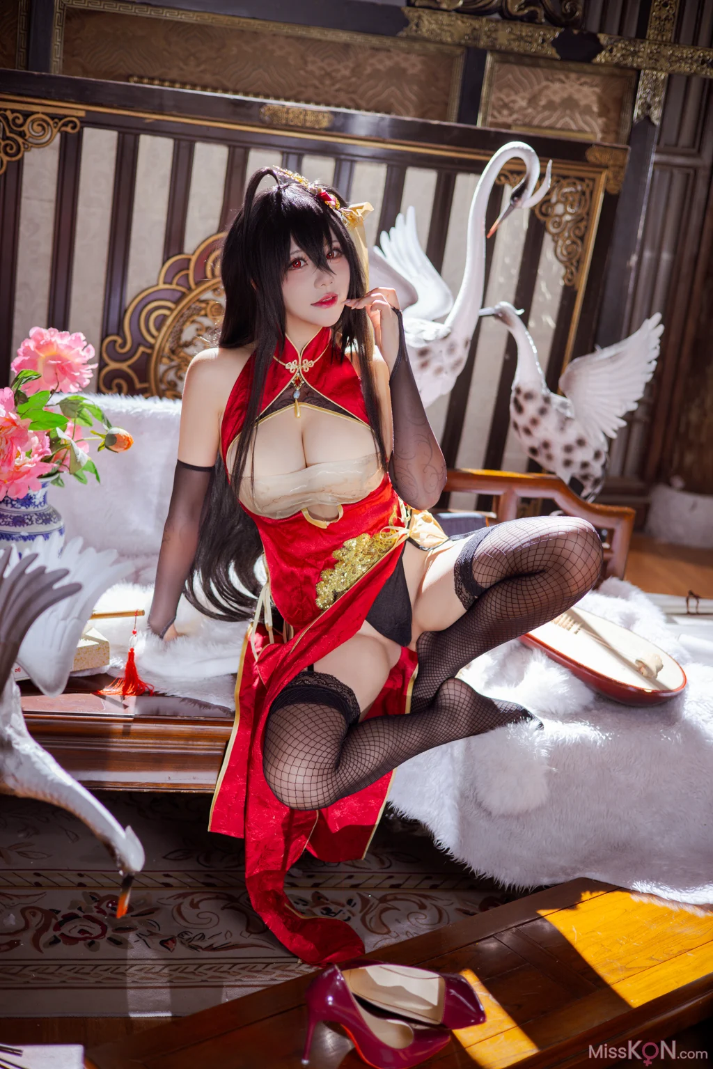 Coser@是一只熊仔吗: 大凤旗袍 (50 photos)