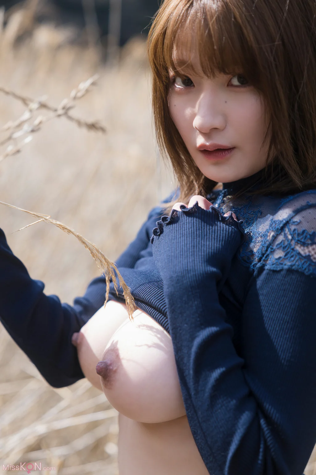 [JP] Mei Washio (鷲尾めい): めいちゃんとヌルポニョ温泉旅【イチャイチャ編】 週刊ポストデジタル写真集 (72 photos)