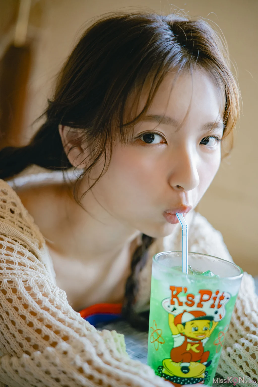 [JP] Runa Ichinose (一ノ瀬瑠菜): ヤングガンガンデジタル限定写真集「ゼッタイカワイイ」 (90 photos)