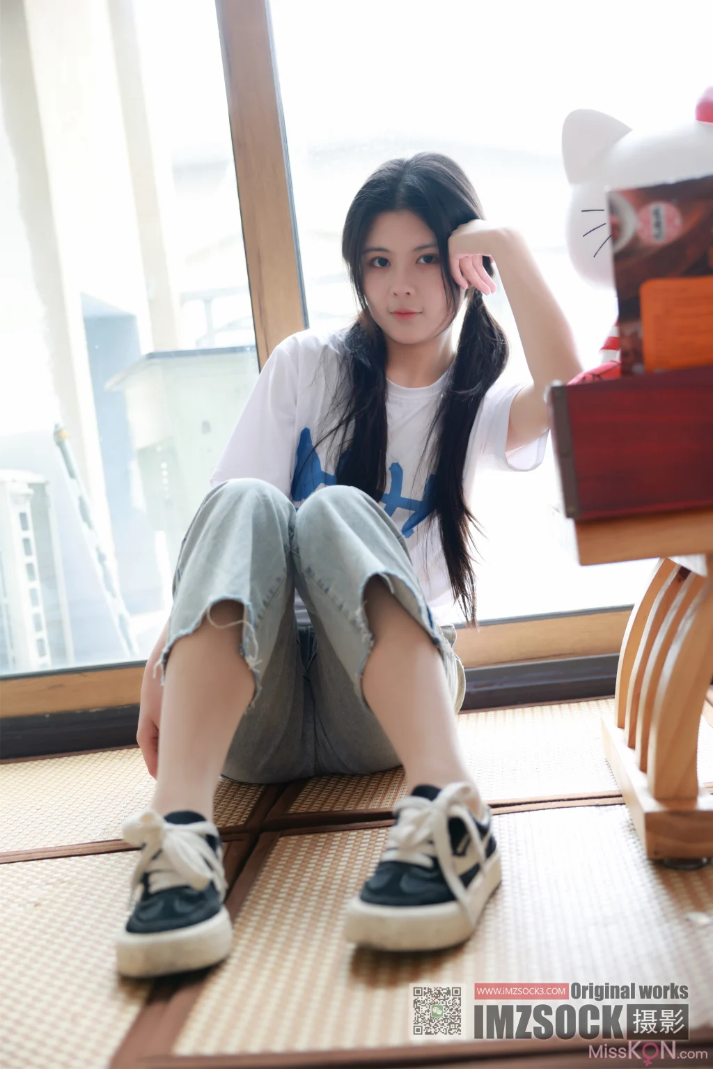 [MZSOCK爱美足] No.379: 美琳 (97 photos)