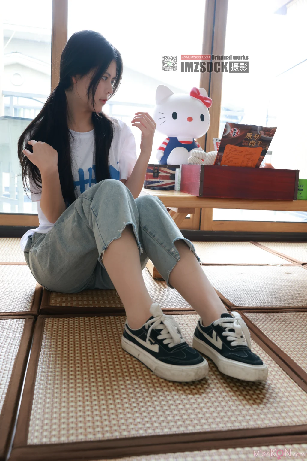 [MZSOCK爱美足] No.379: 美琳 (97 photos)
