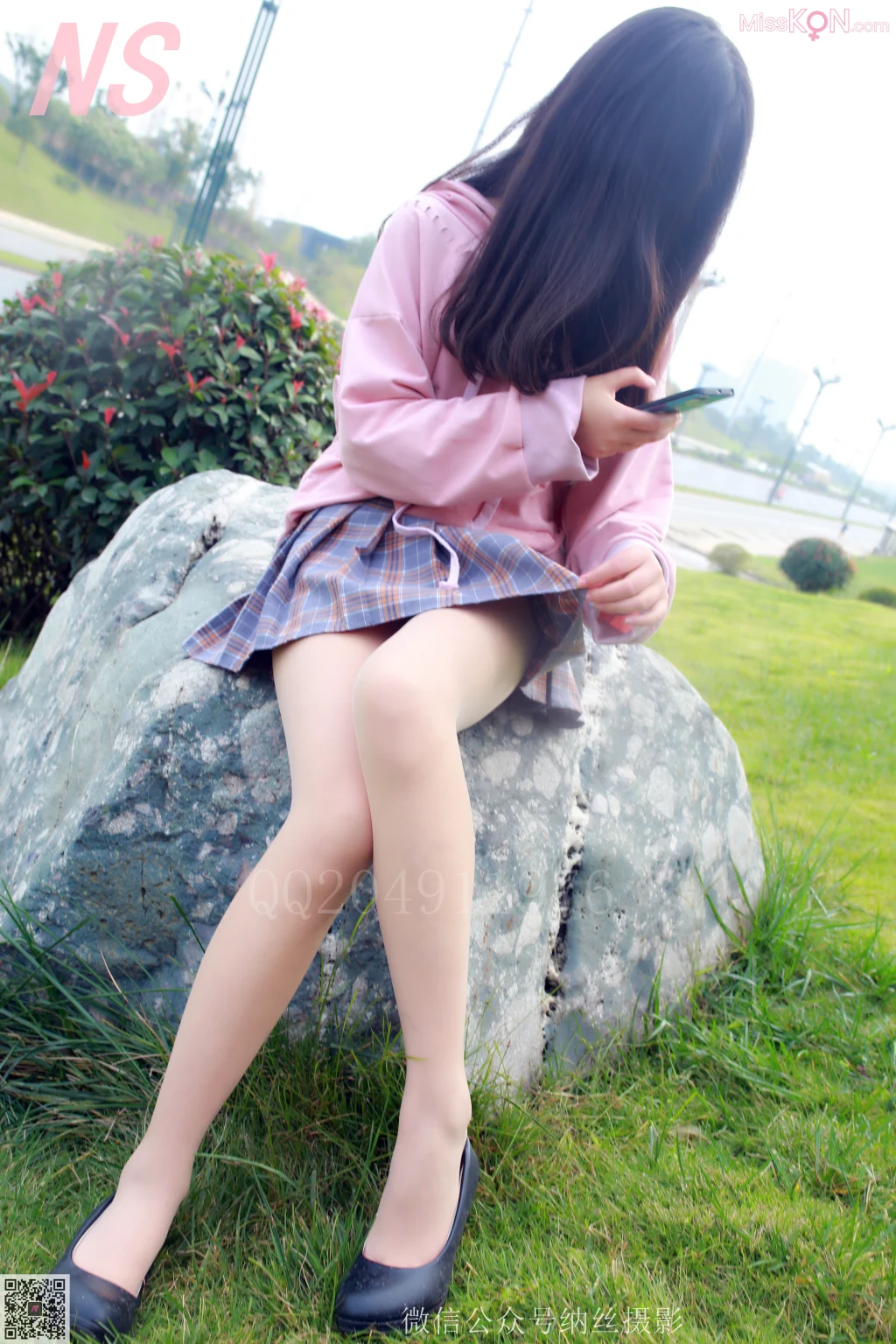 [NS纳丝摄影] No.075: 香草 车上肉丝诱惑 (61 photos)