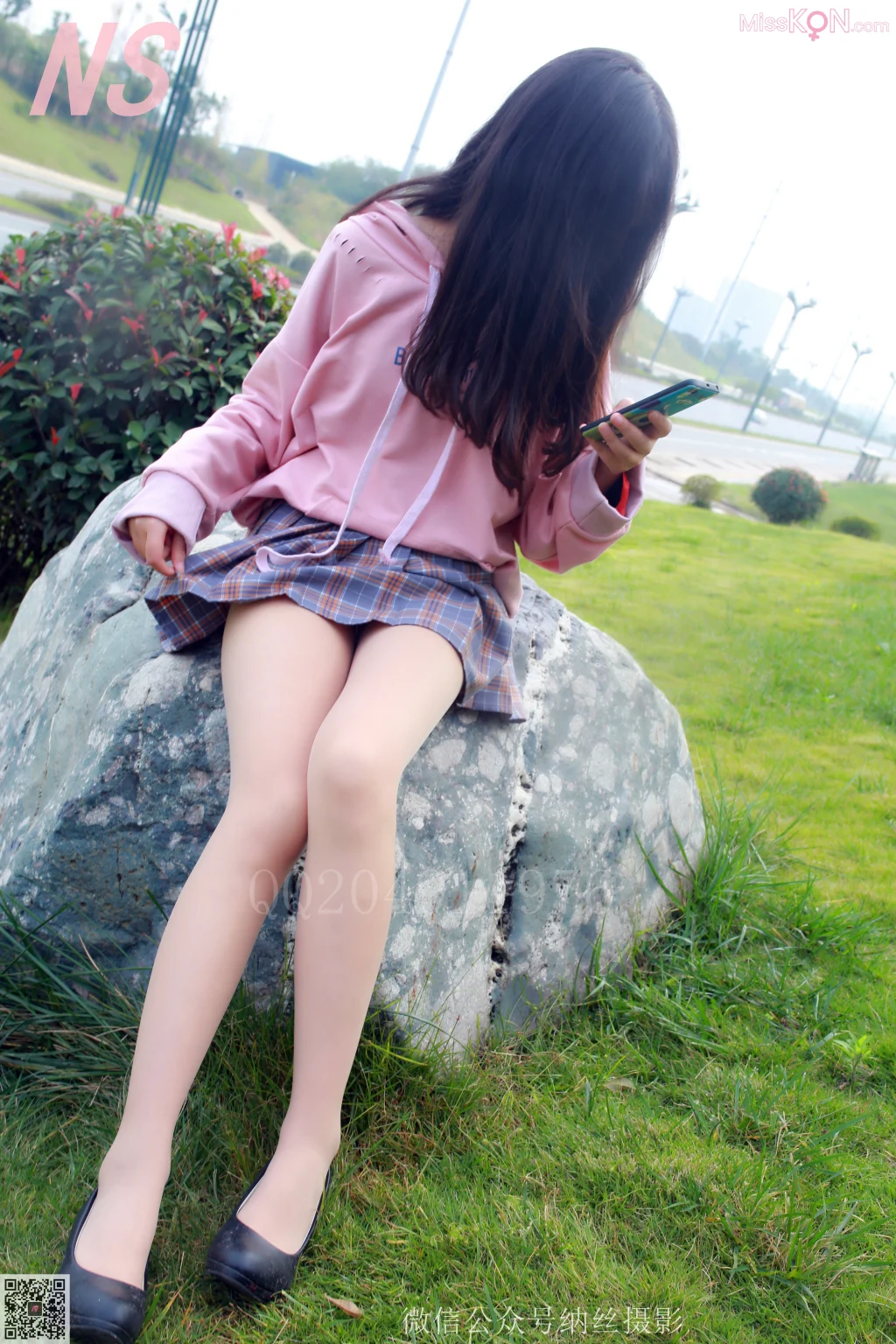 [NS纳丝摄影] No.075: 香草 车上肉丝诱惑 (61 photos)