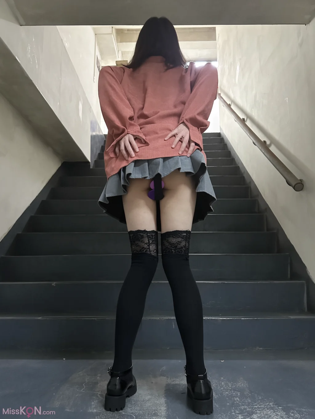 [OtherXXX] 小奴(小洞物): 肛塞少女露出福利订阅 #02 (130 photos + 73 videos) – Page 2