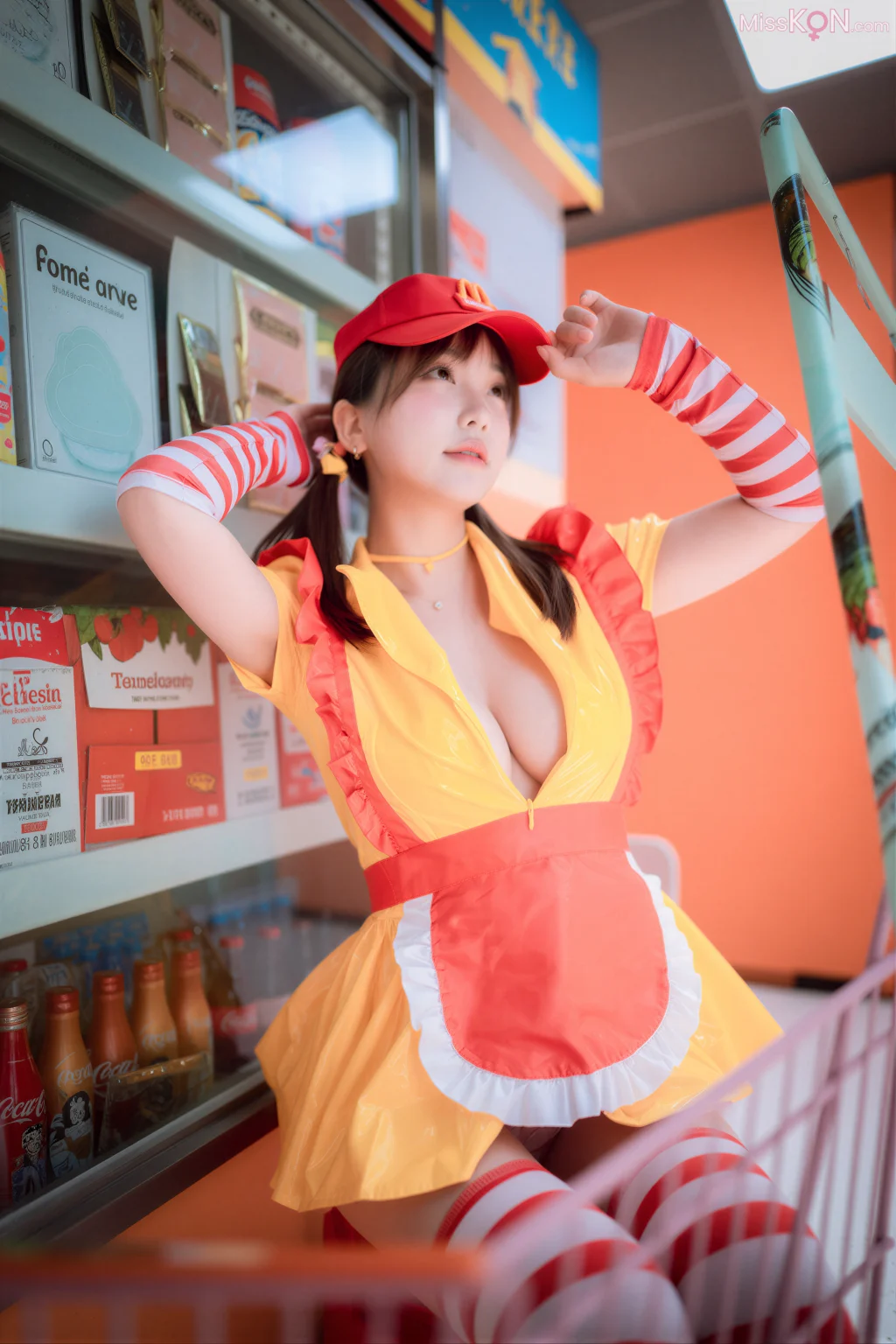 [AI Enhanced] DJAWA Photo: Son Ye-Eun (손예은) – McDonald’s Girl (70 photos)
