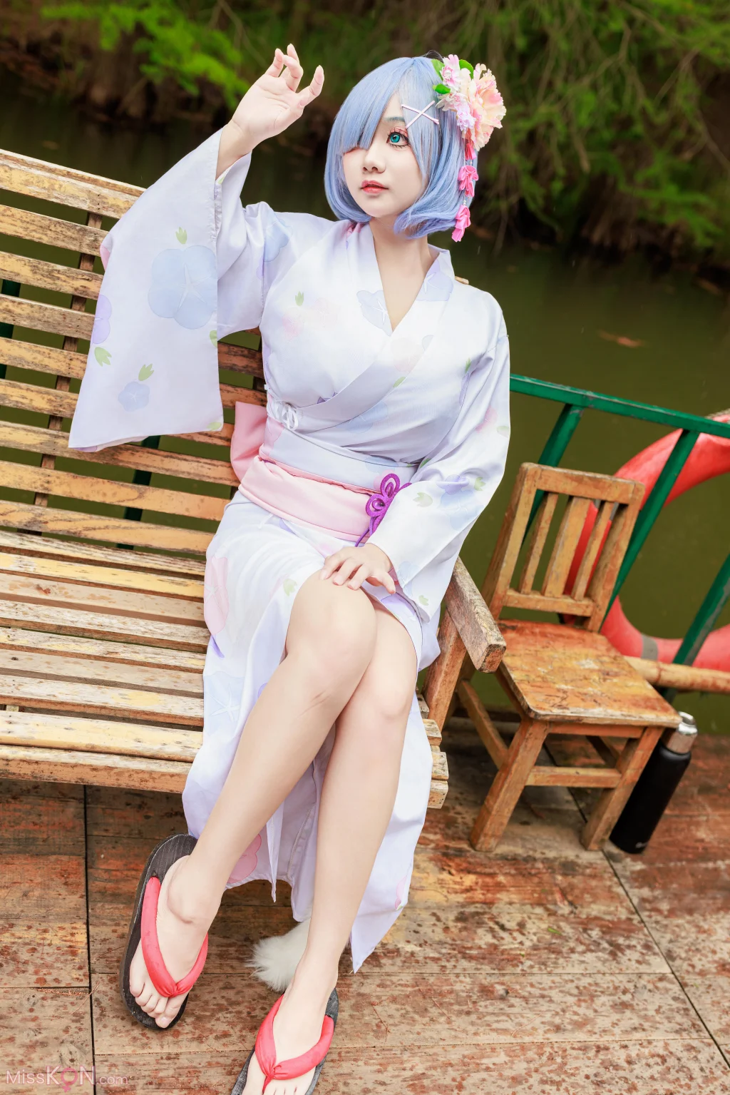 Coser@阿雪雪: 蕾姆和服 (19 photos)