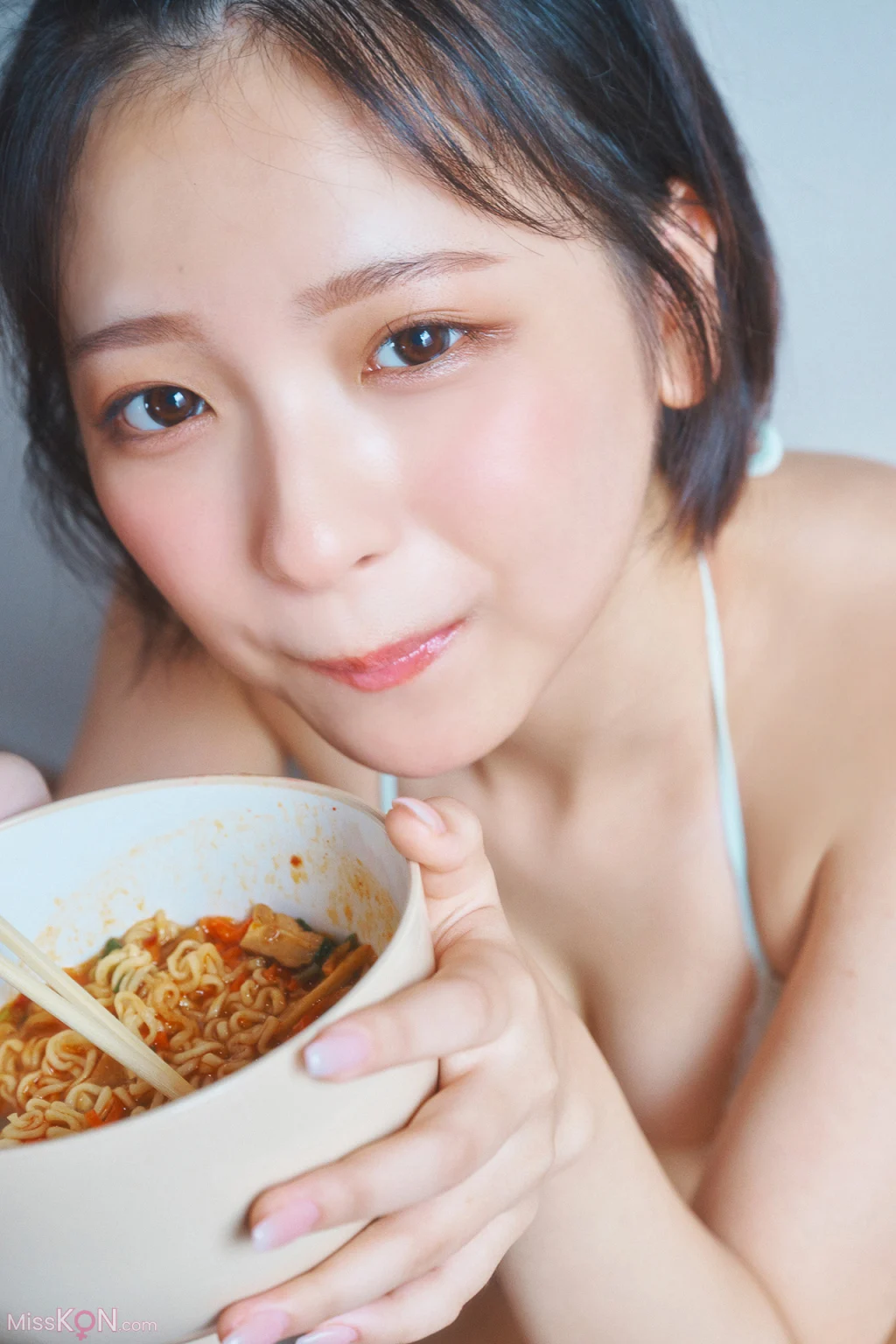[JP] Runa Ichinose (一ノ瀬瑠菜): 【増量版 全50P】ミスマガのアソビバ！ミスマガジン２０２３×食欲 ヤンマガデジタル写真集 (54 photos) – Page 2