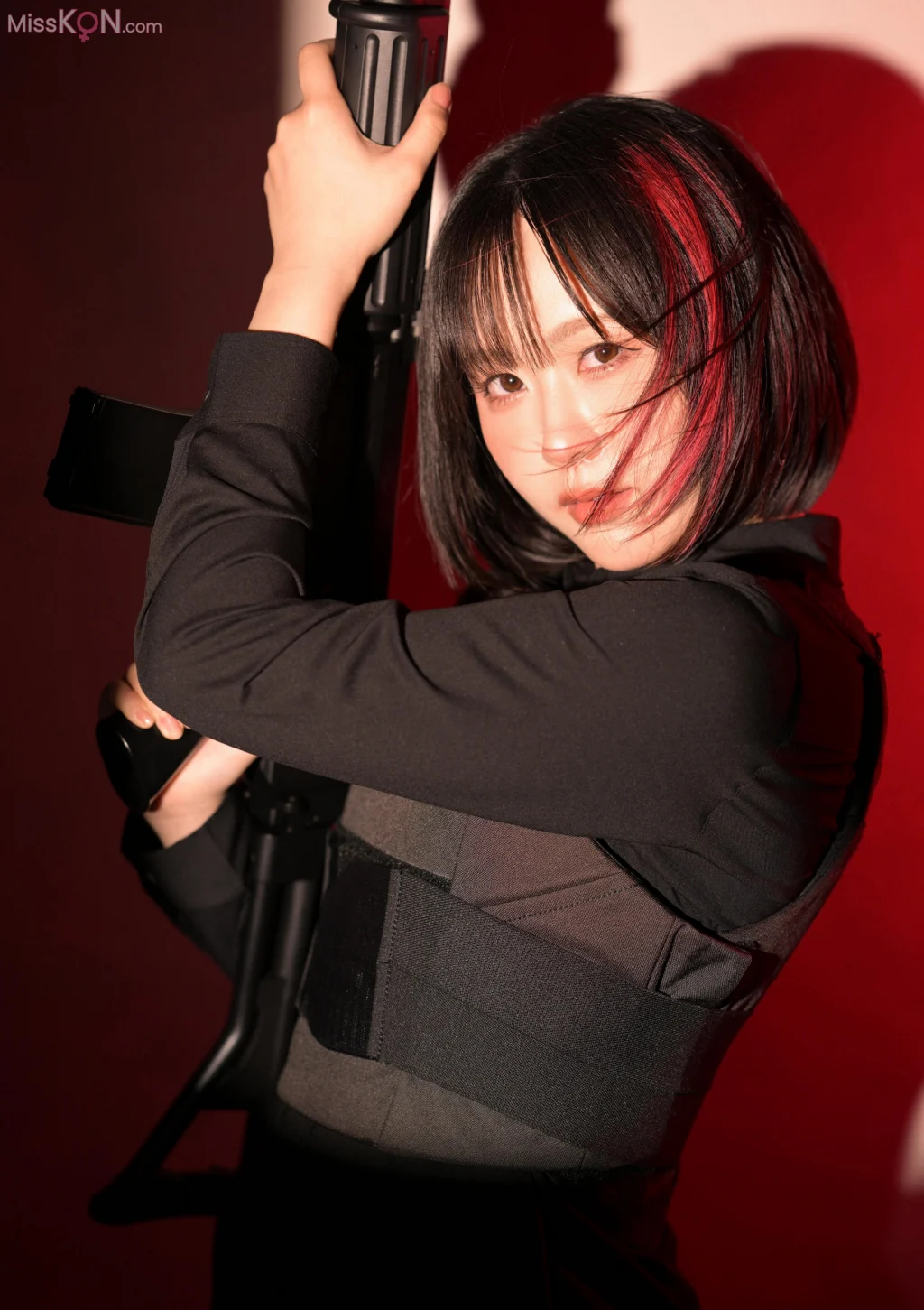 [JP] Yuki Yomichi (夜道雪):  アームズマガジンデジタル写真集 Arms MAGAZINE DIGITAL PHOTO BOOK 夜道雪 in GUN ACTION (45 photos)