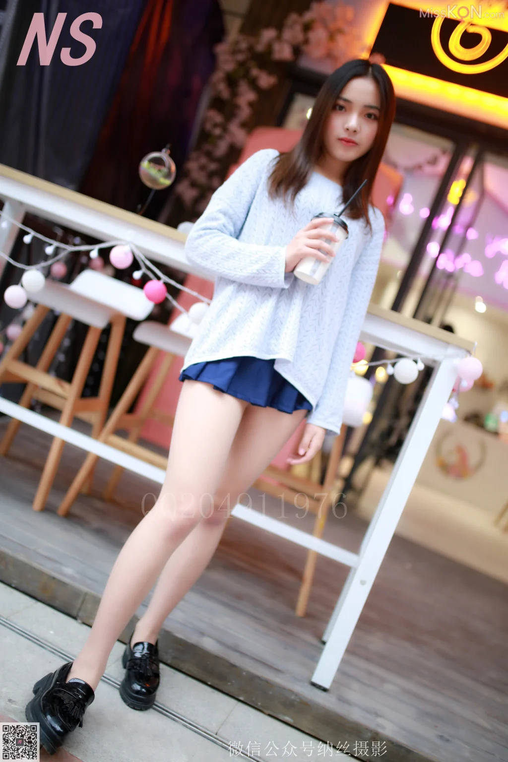 [NS纳丝摄影] No.079: 洋洋 长发长腿清秀美女 (84 photos)