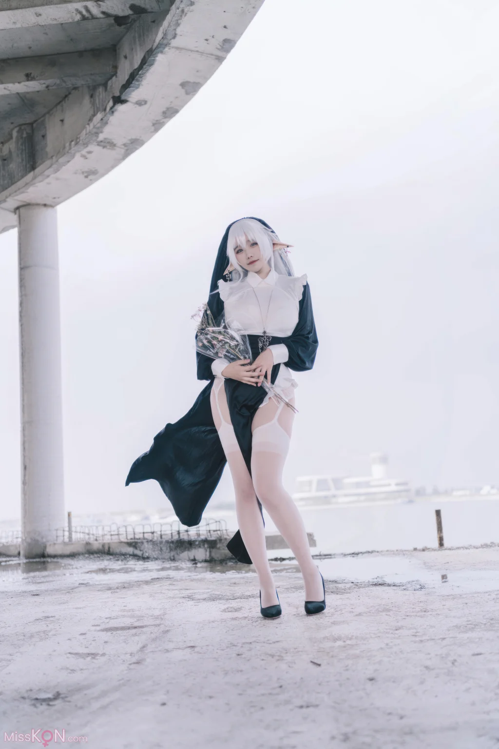 Coser@阿半今天很开心: 精灵修女 (28 photos)