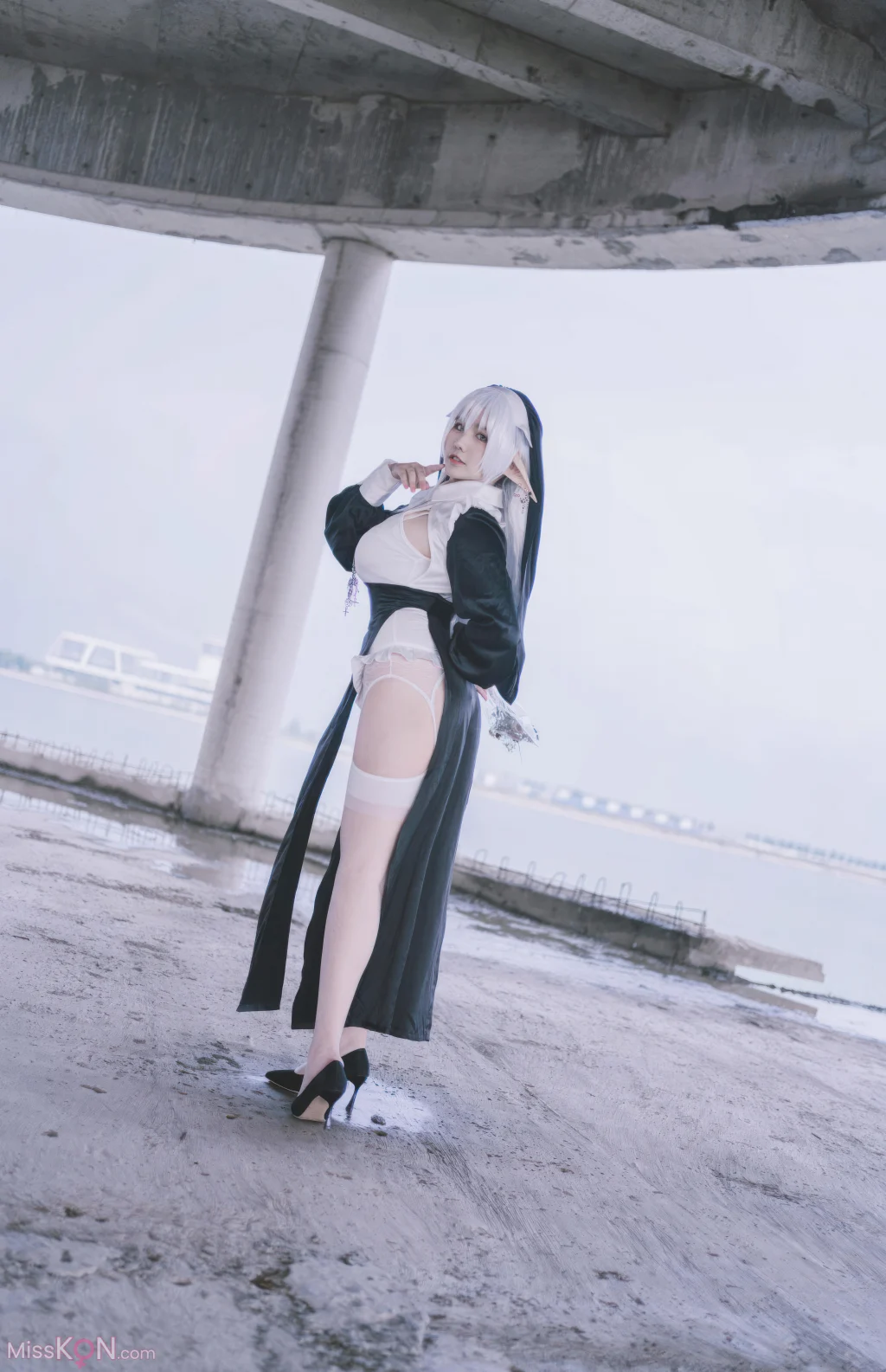 Coser@阿半今天很开心: 精灵修女 (28 photos)