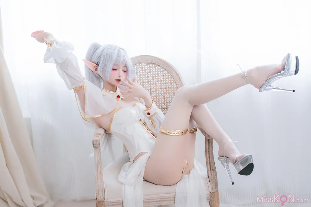 Coser@Irisuare(愛莉): 葬送的芙莉莲 (20 photos)