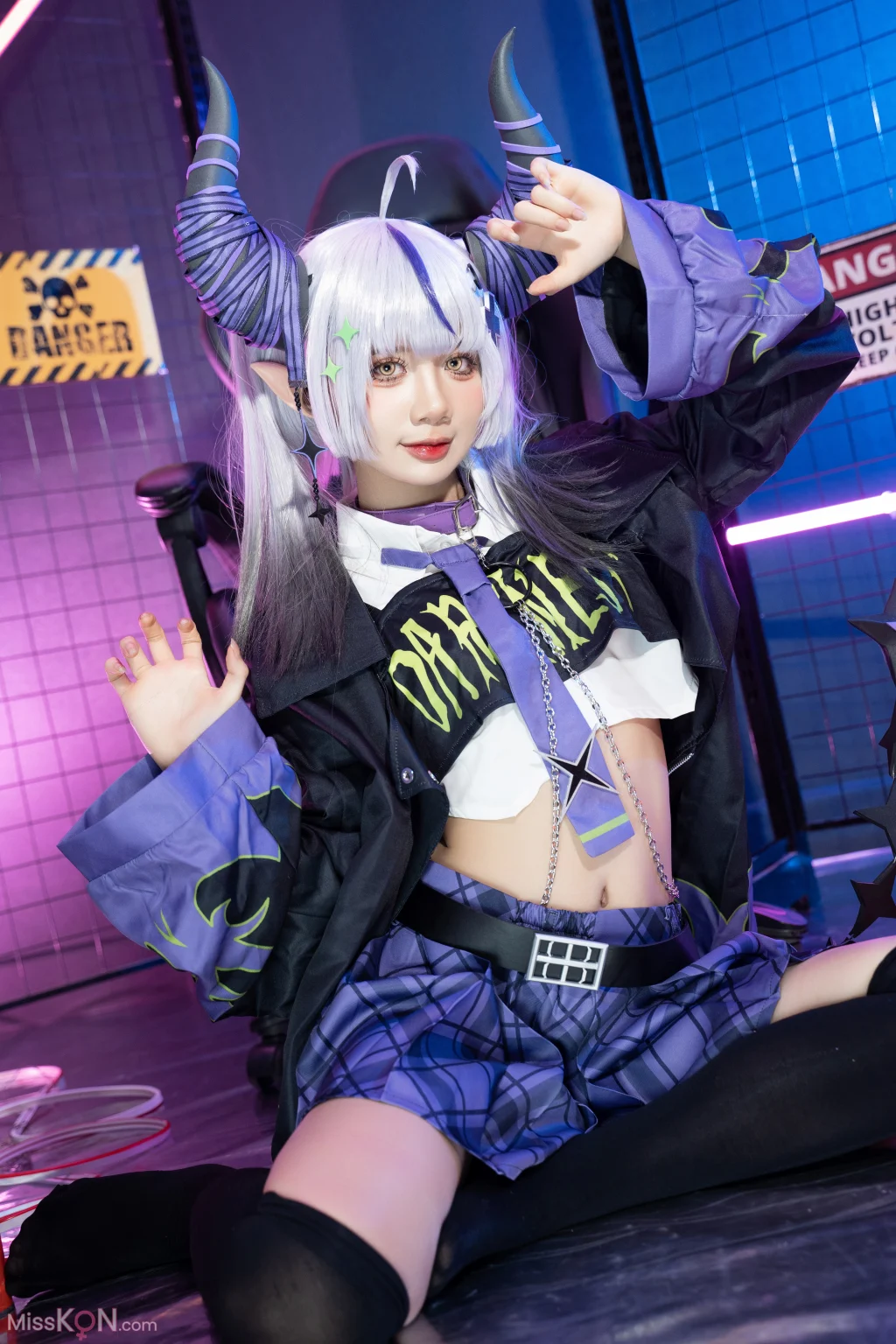 Coser@PoppaChan: Laplus in New Outfit (46 photos + 11 videos) – Page 3