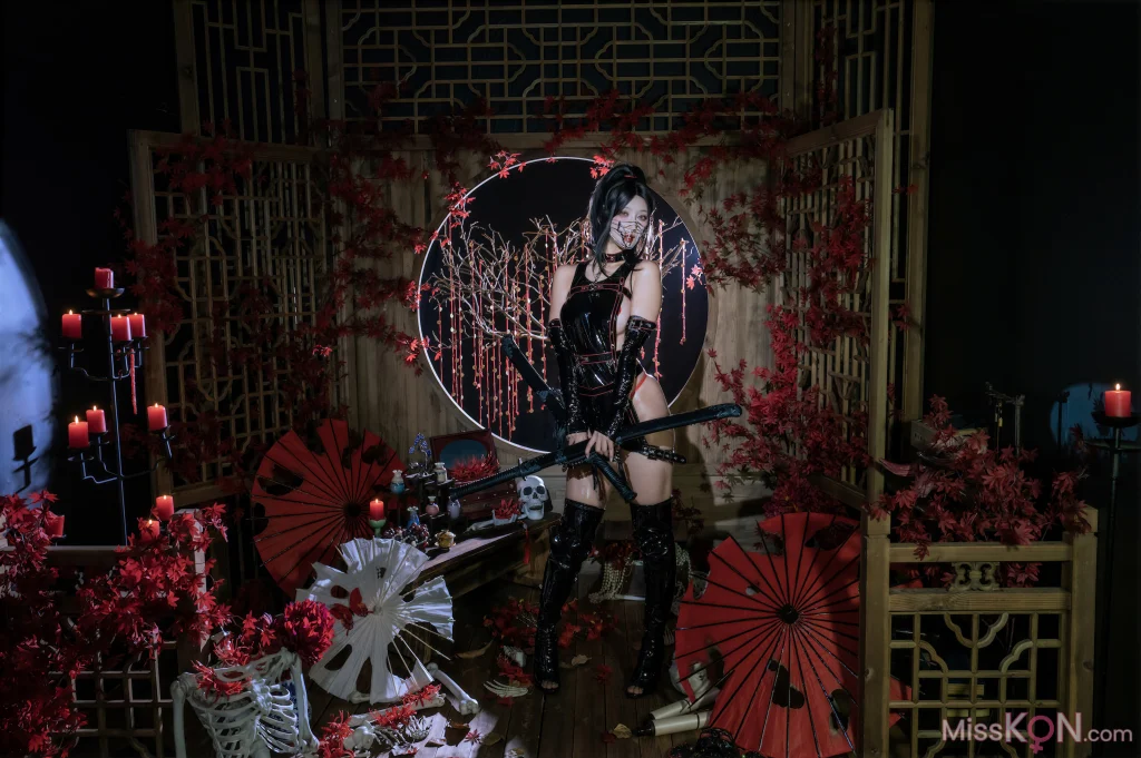 Coser@云溪溪 (Yunx1x1): 暗忍 (80 photos + 1 video)