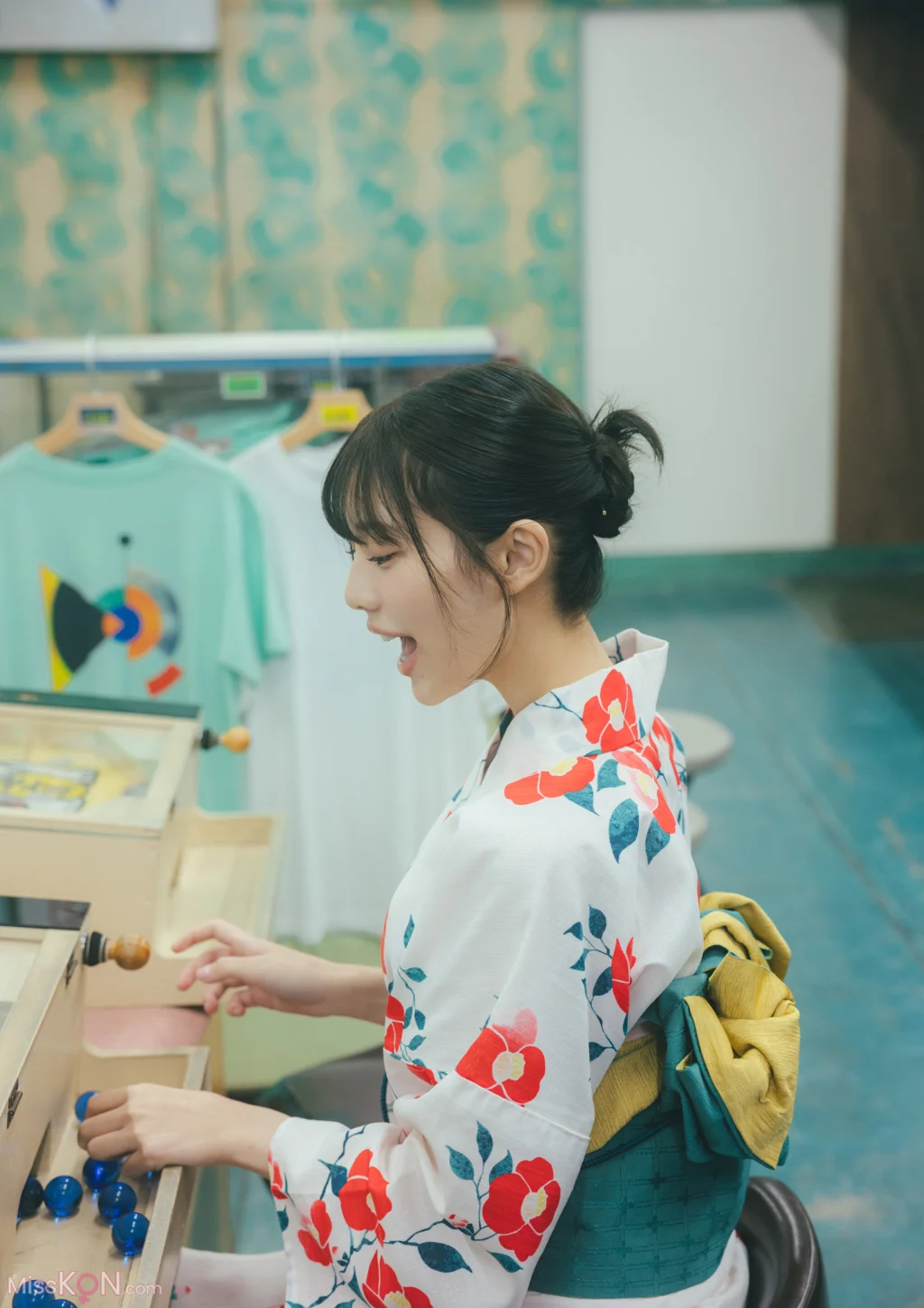 [JP] Kikuchi Hina (菊地姫奈): カレンダーブック2026デジタル版 (30 photos) – Page 2