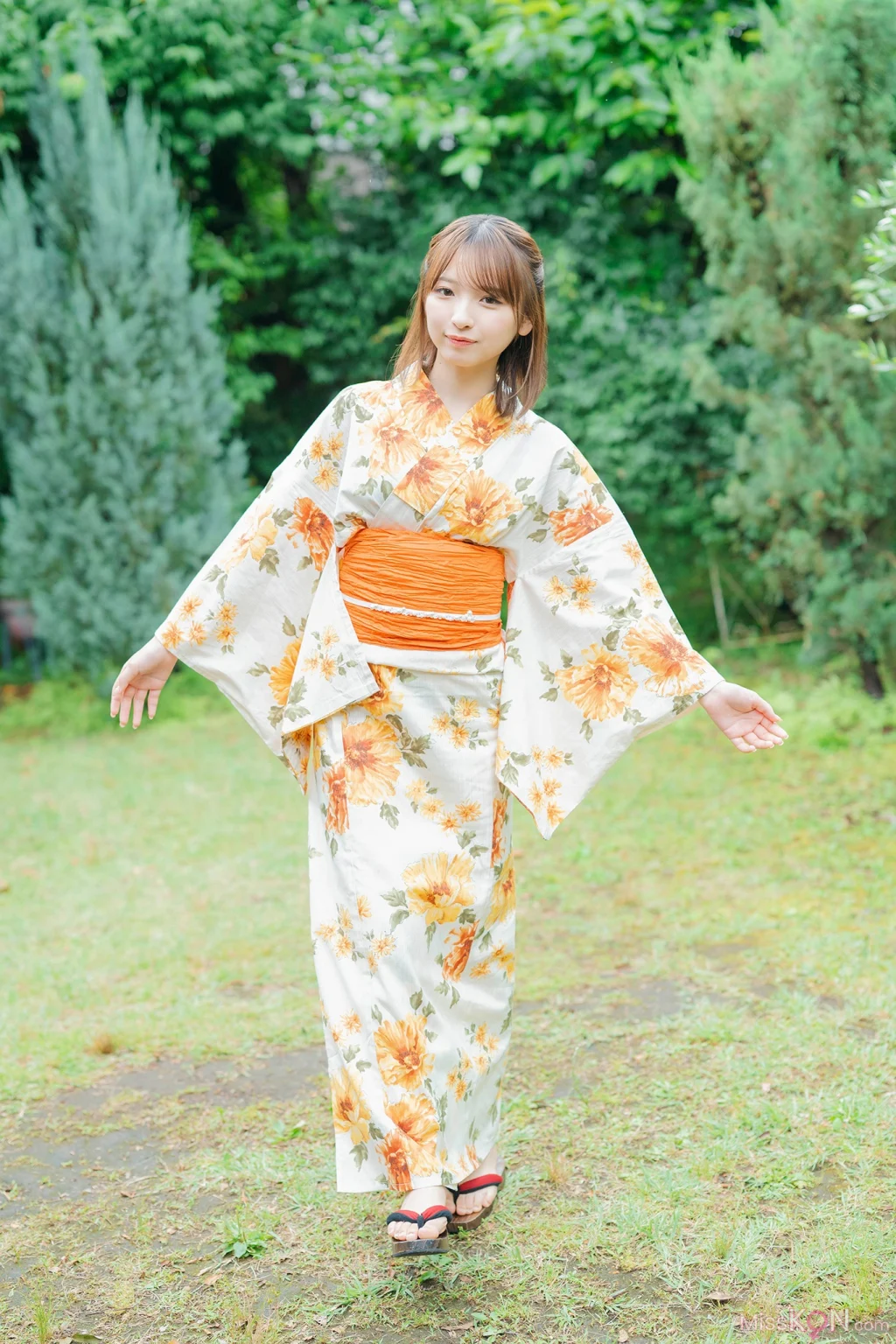 [JP] Runa Ichinose (一ノ瀬瑠菜): 【増量版 全50P】ミスマガのアソビバ！なつやすみ！ ヤンマガデジタル写真集 (54 photos)