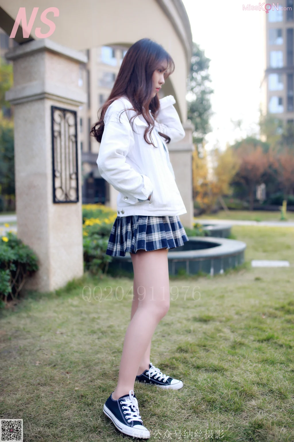 [NS纳丝摄影] No.085: 小山药 丝袜运动鞋 (67 photos)