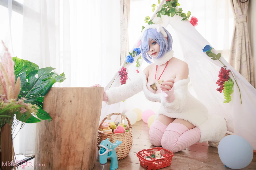 Coser@阿雪雪: 蕾姆小羊 (24 photos + 3 videos)