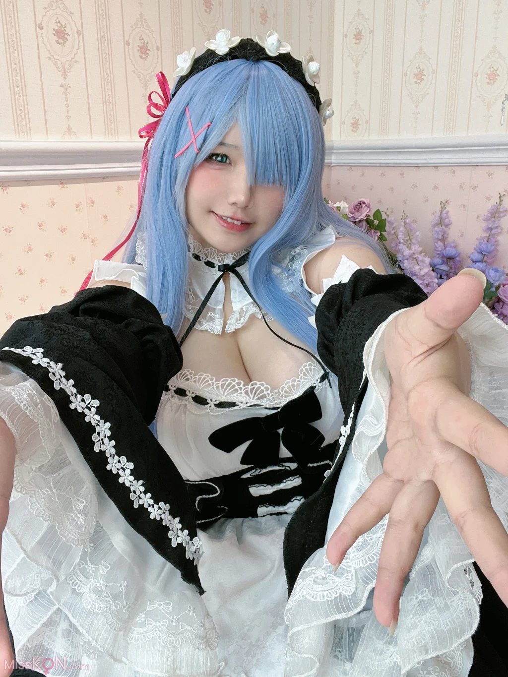 Coser@阿半今天很开心: 蕾姆女仆 (47 photos + 2 videos)