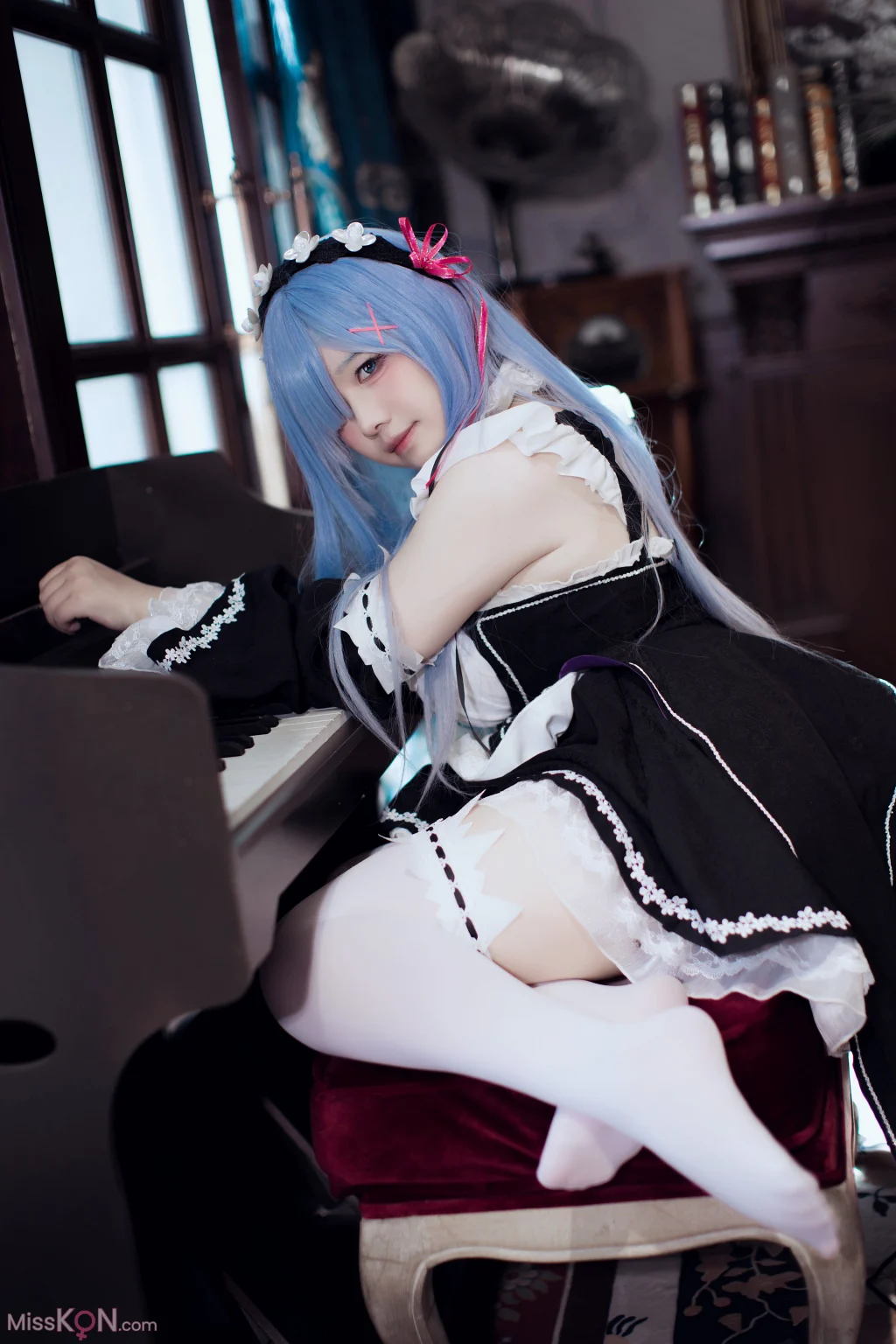 Coser@阿半今天很开心: 蕾姆女仆 (47 photos + 2 videos) – Page 2