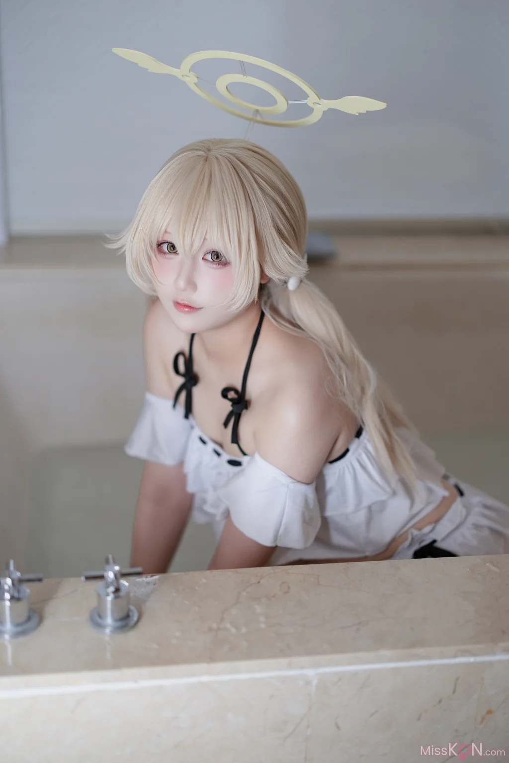 Coser@lunananya: 先生との秘密のひととき (12 photos)