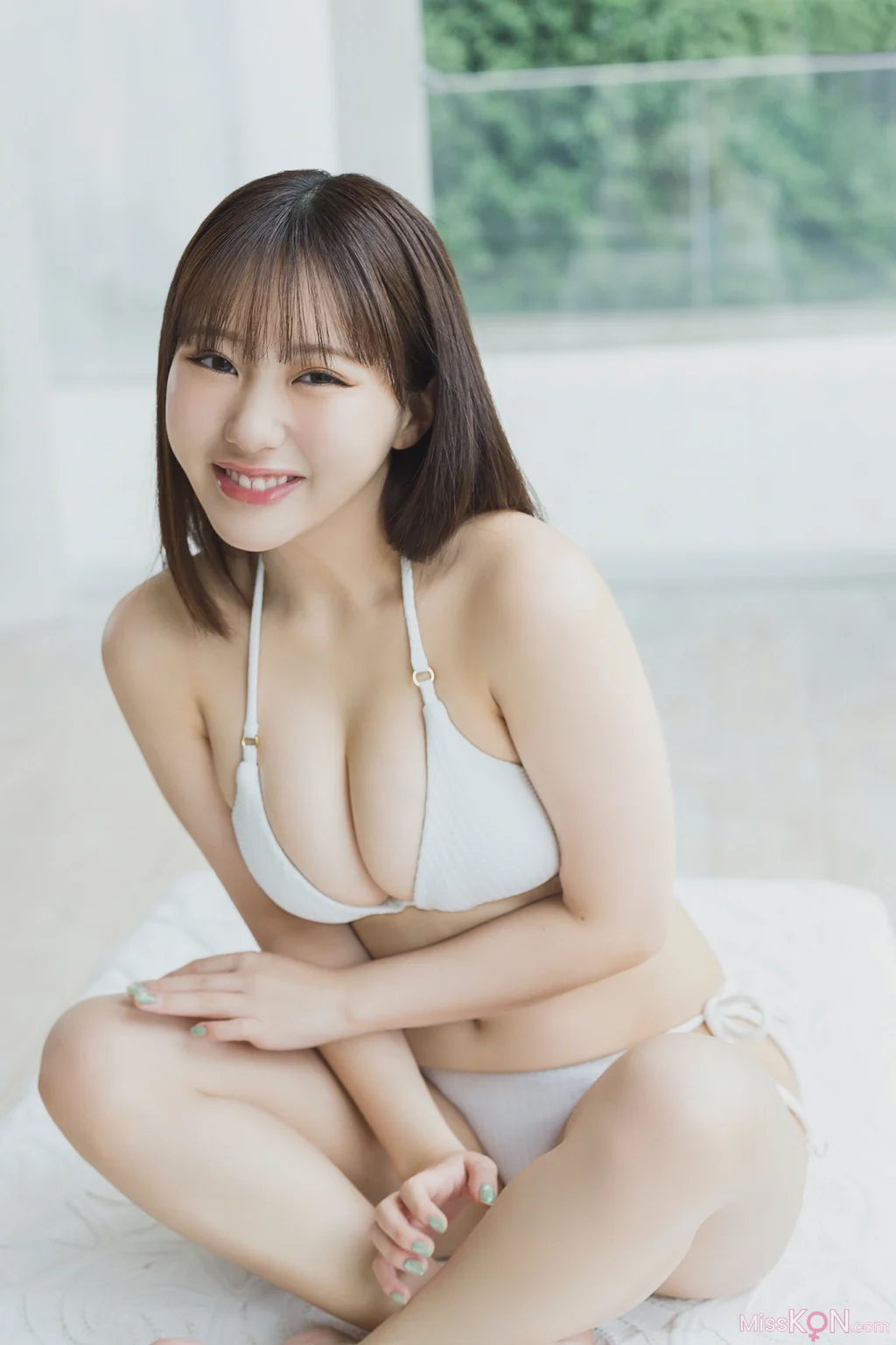 [JP] Miku Tanaka (田中美久): 【増量版 全50P】ヤンマガアザーっす！〈ＹＭ２０２６年１号未公開カット〉　ヤンマガデジタル写真集 (54 photos)