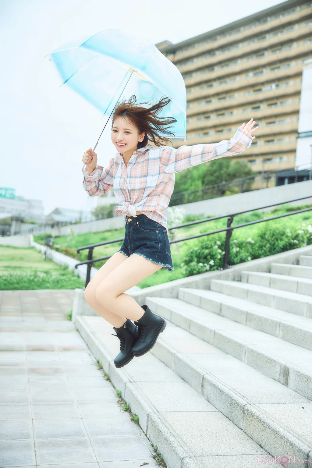 [JP] Runa Ichinose (一ノ瀬瑠菜): 【増量版 全50P】ミスマガのアソビバ！雨の日の過ごし方 ヤンマガデジタル写真集 (107 photos)