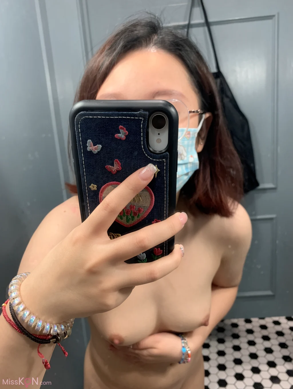 [OtherXXX] DecZovec: 露出小萝莉人前露出私拍福利 (258 photos + 5 videos) – Page 3