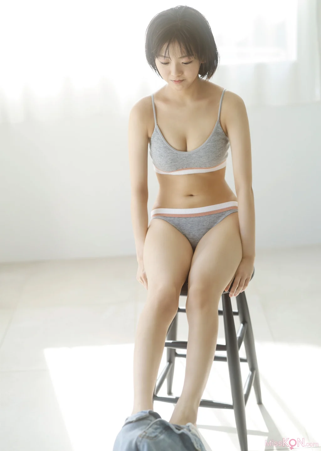 [JP] Ayu Okuma (大熊杏優): EX大衆デジタル写真集054 「好きになってくれるかな？」 (55 photos)