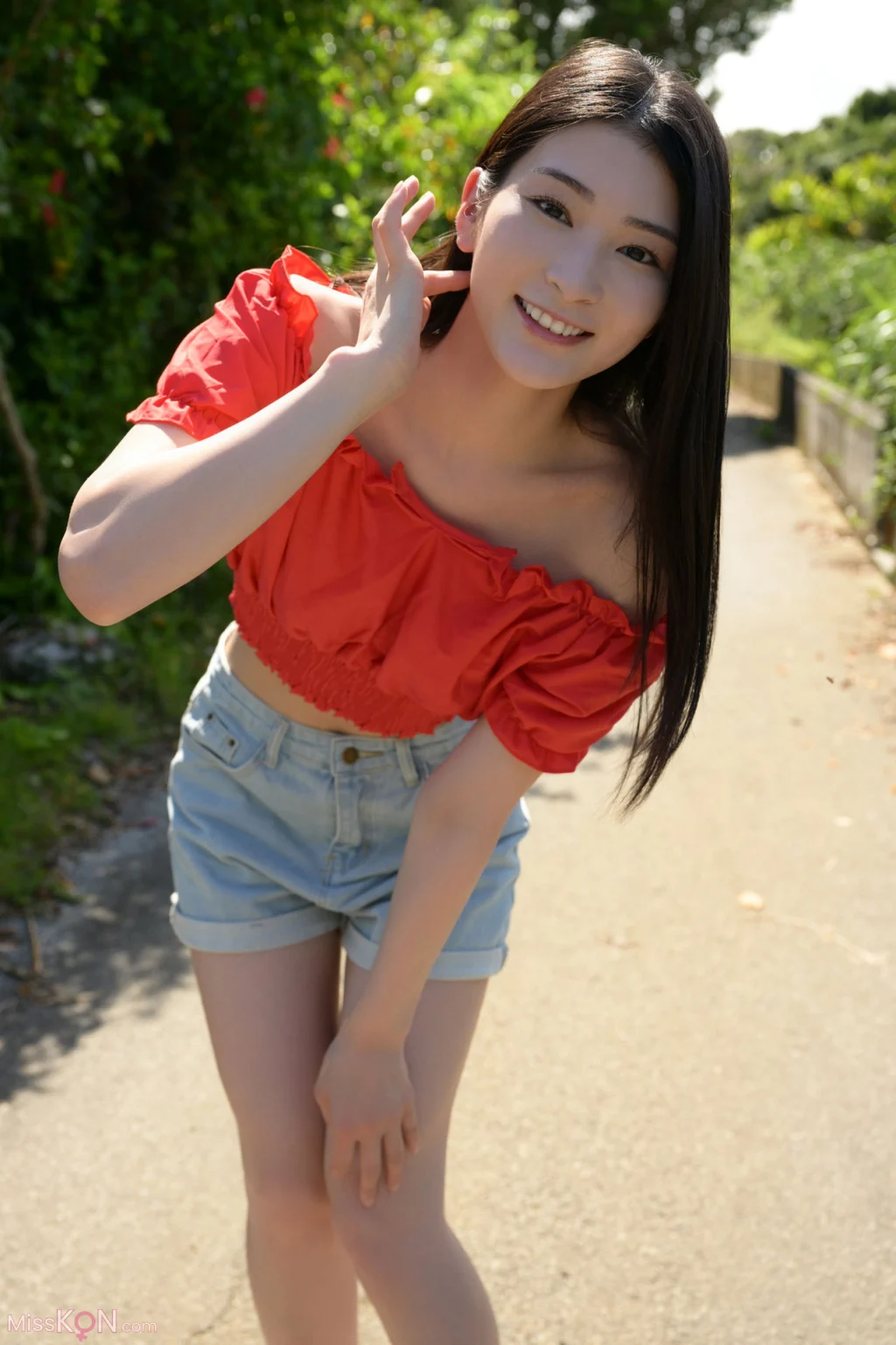 [JP] Suzu Honjo (本庄鈴): FRIDAYデジタル写真集 女神降凜 Vol.2 未公開100カット超完全版 (124 photos)
