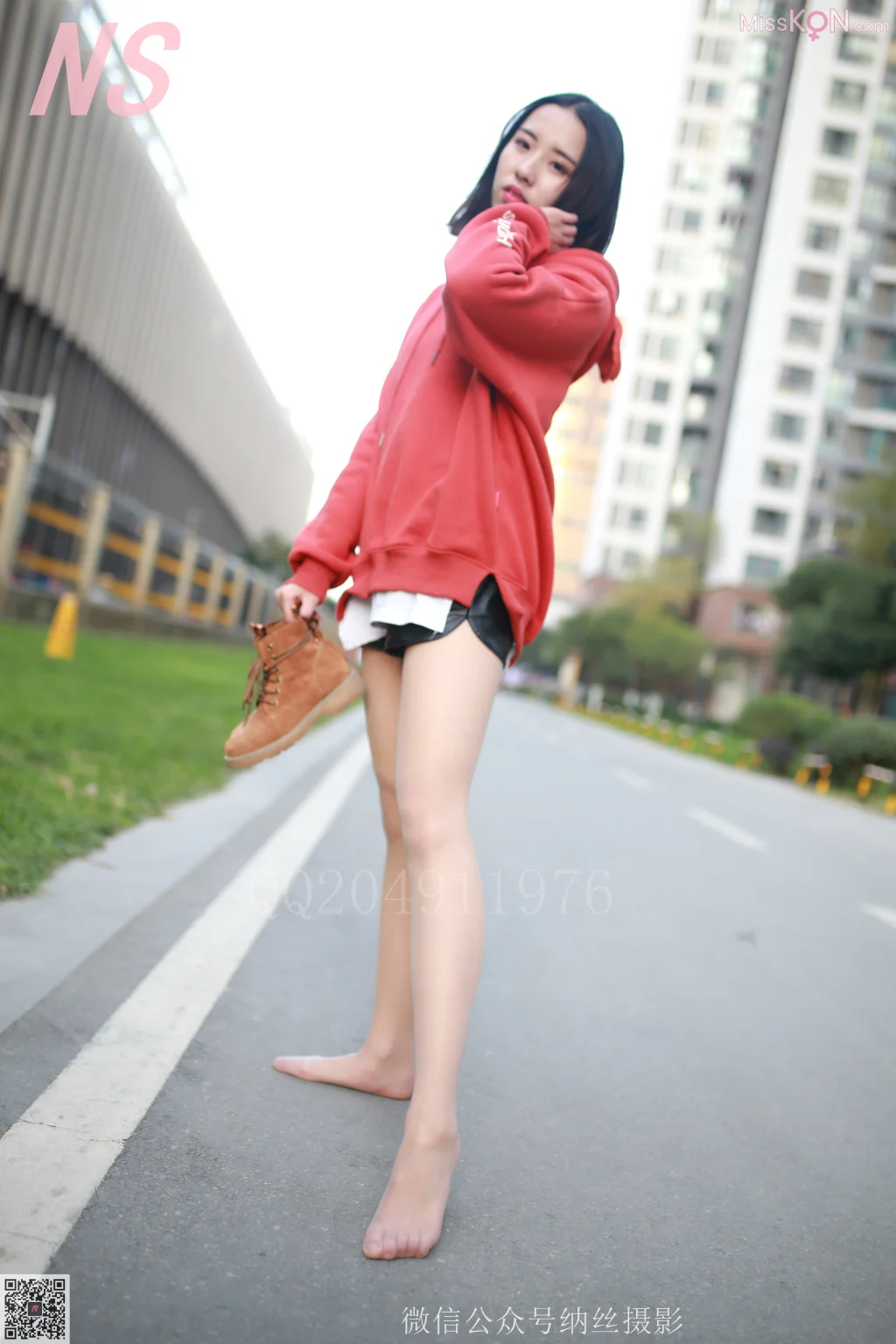 [NS纳丝摄影] No.094: 乔乔 红色卫衣 (53 photos) – Page 2