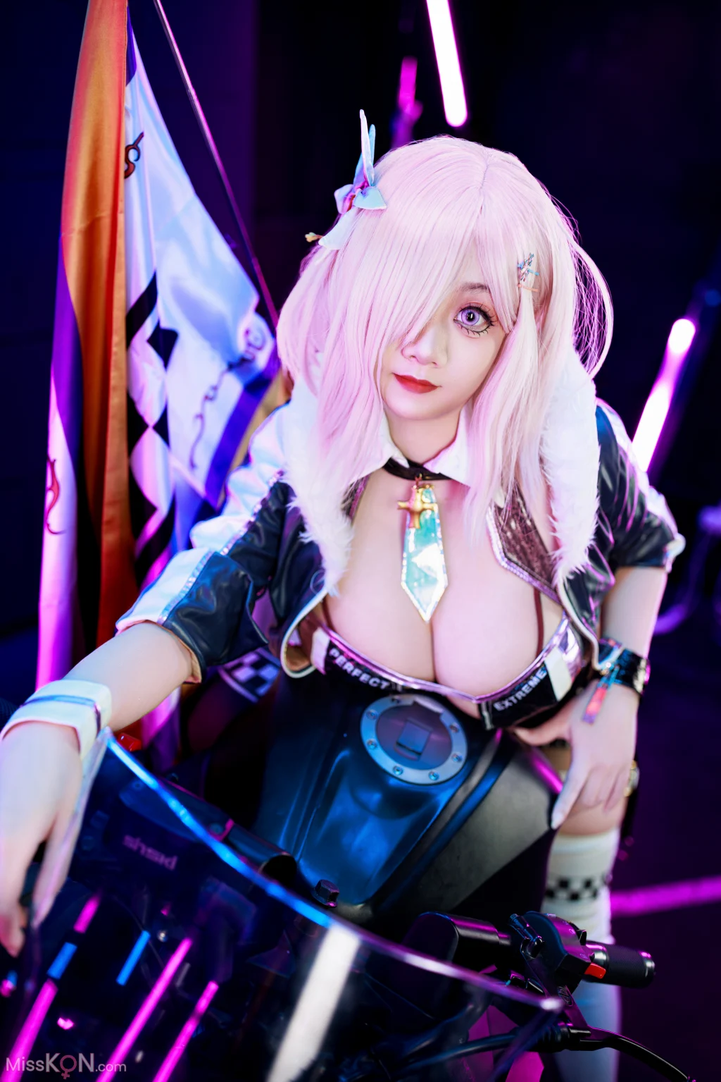 Coser@阿雪雪: 玛修赛车 (33 photos)