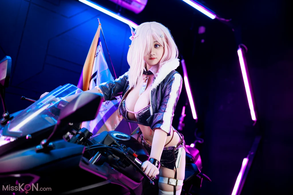 Coser@阿雪雪: 玛修赛车 (33 photos)
