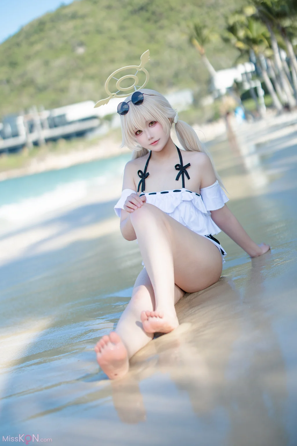 Coser@lunananya: 蔚蓝档案 阿慈谷日富美泳装 (26 photos)