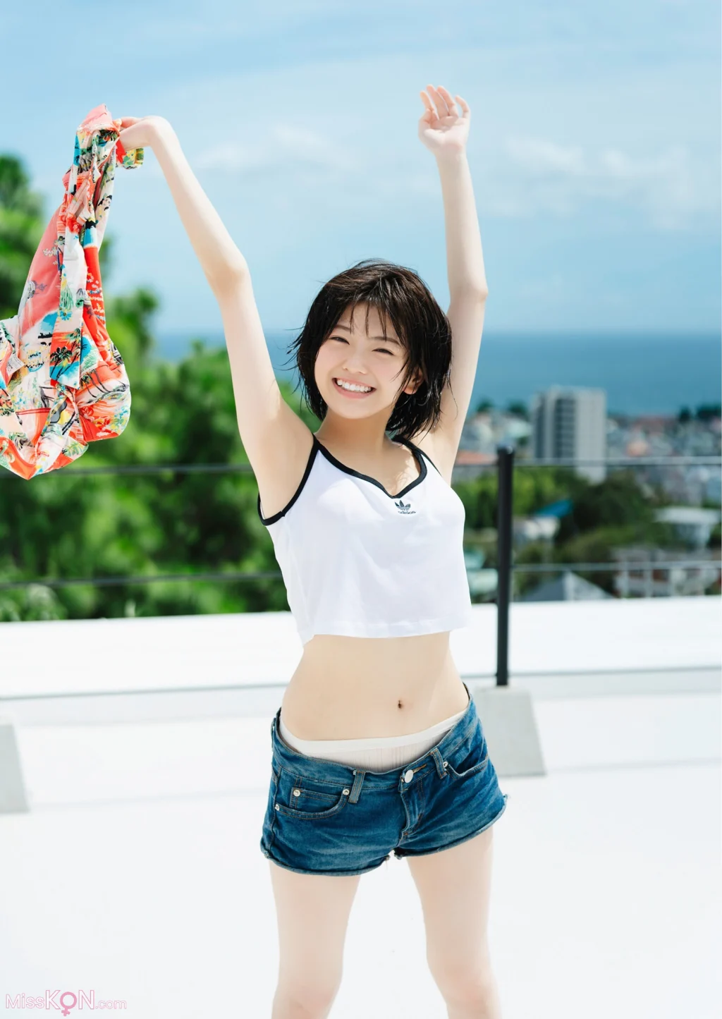 [JP] Ayu Okuma (大熊杏優): 【デジタル限定 YJ PHOTO BOOK】 「禁断の果実、ショートカット」 (54 photos) – Page 2