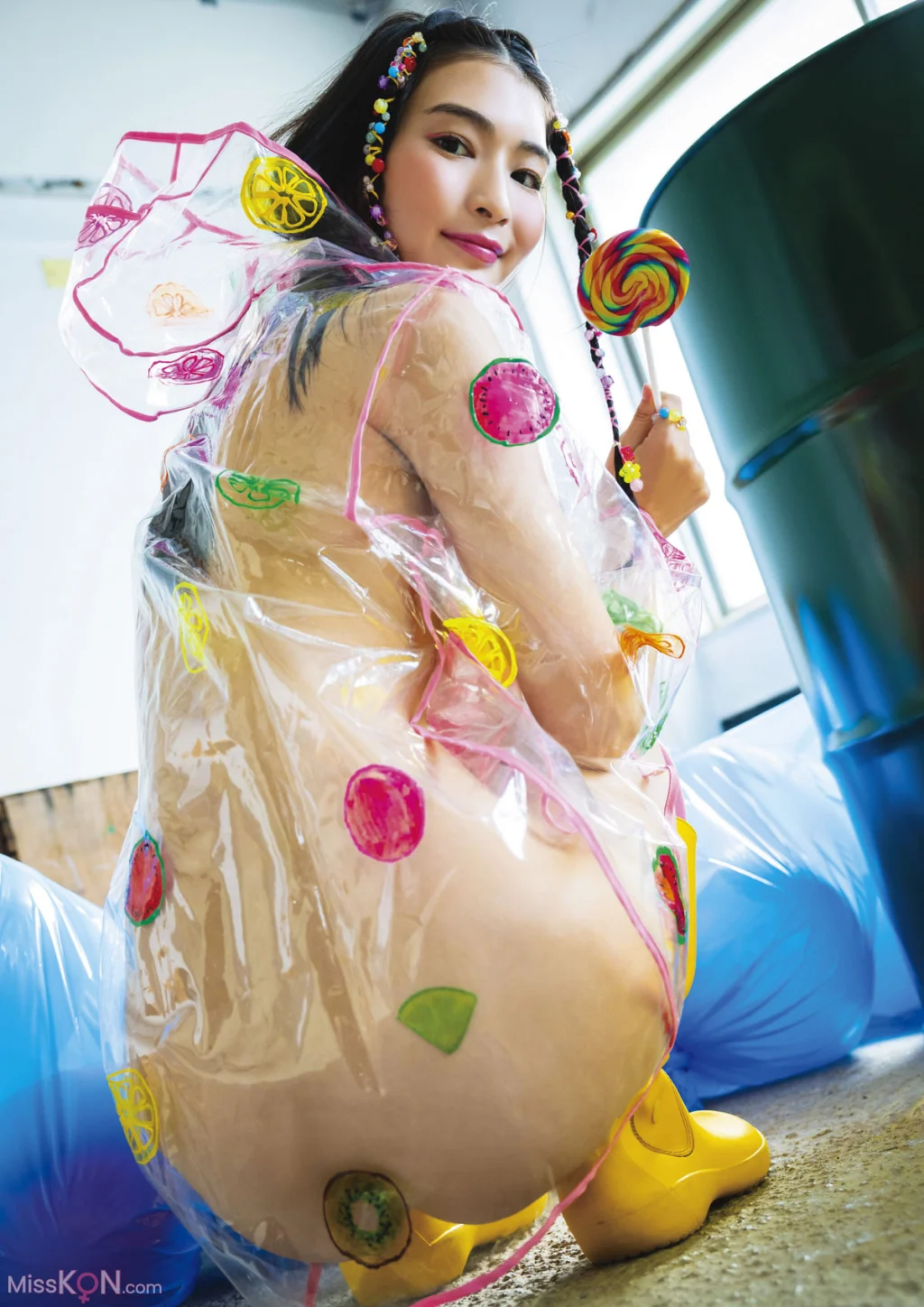 [JP] Suzu Honjo (本庄鈴): Cosplay Fetish Book (100 photos)
