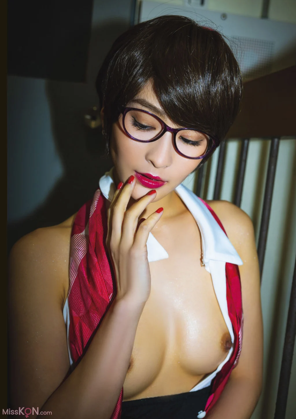 [JP] Suzu Honjo (本庄鈴): Cosplay Fetish Book (100 photos) – Page 2