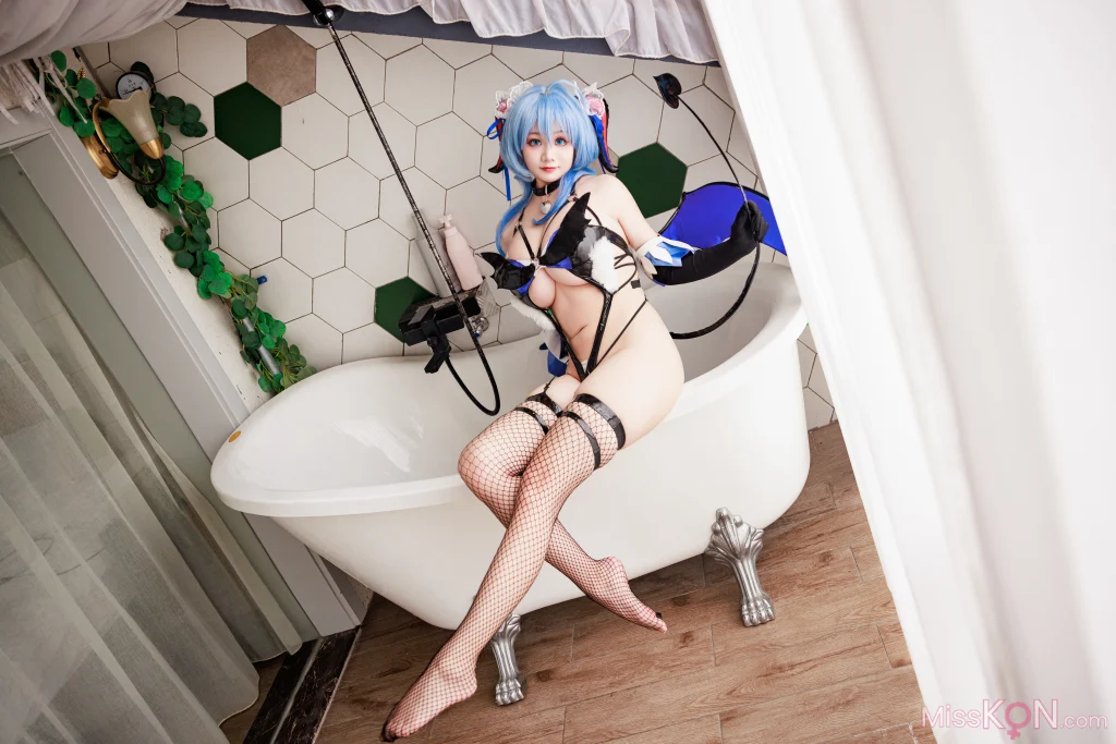 Coser@阿雪雪: 魅魔甘雨 (22 photos)