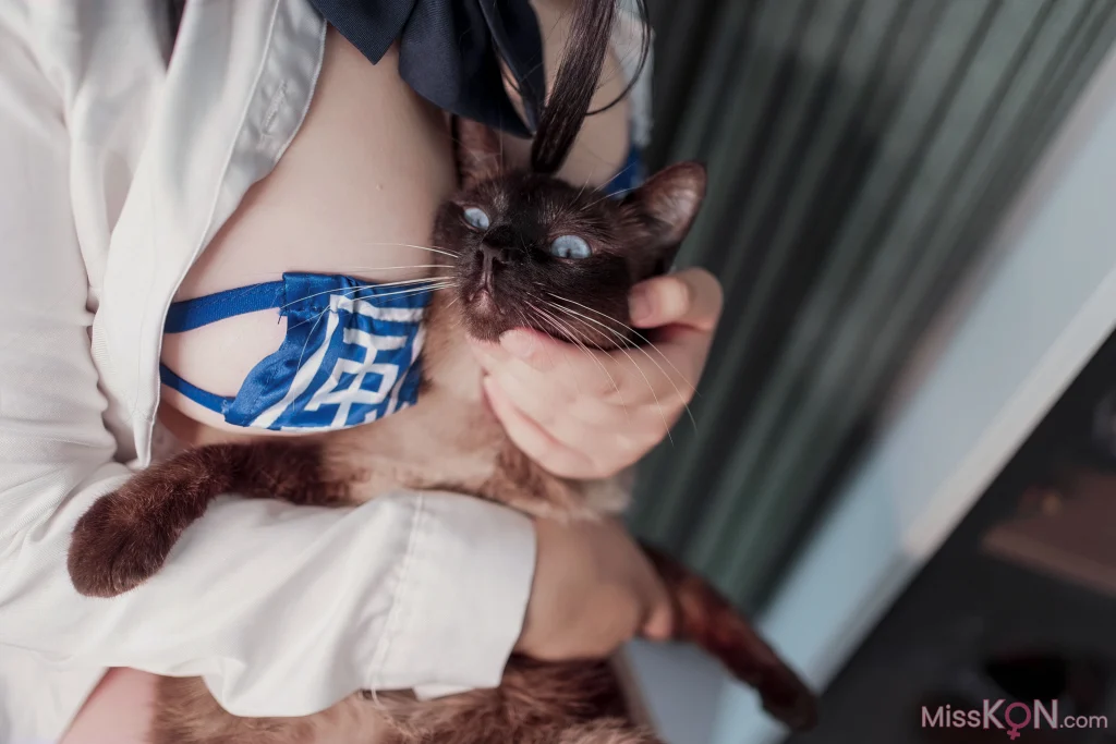 Coser@阿半今天很开心: 碧蓝航线-大凤 jk (125 photos) – Page 2