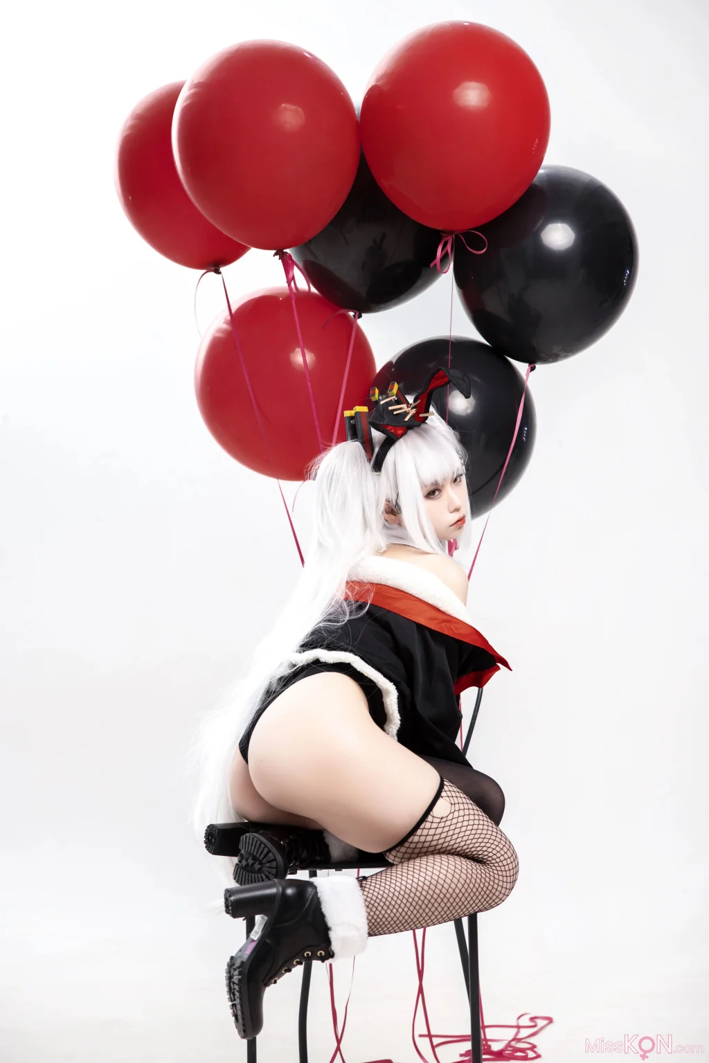 Coser@G44不会受伤: 蔚蓝档案 生盐乃爱 (30 photos)